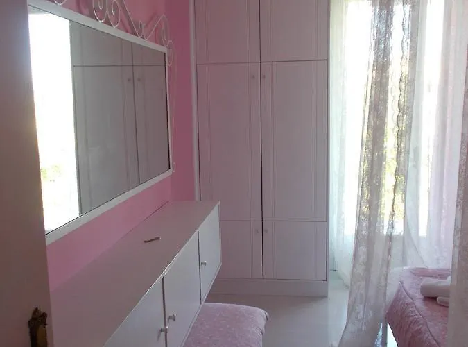 Вилла Iris Apolpaina